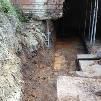 Under house underpinning